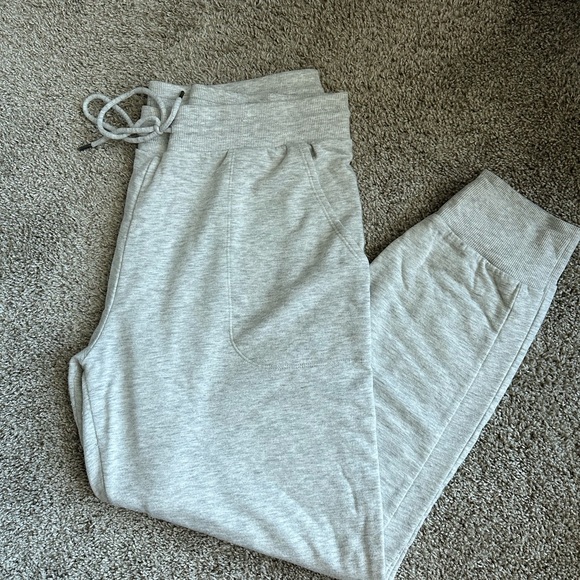 GAP Lounge Joggers - Picture 2 of 2